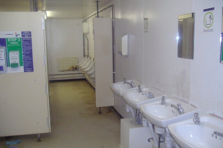 32-Toilet-Unit-960x640-1